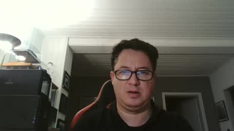 Peter online show from 01/05/25, 01:13