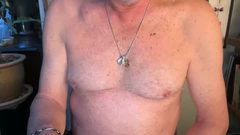 Snapshot of peterbartxxx chatting on 05/14/26, 09:49 peterbartxxx online show from 05/14/26, 09:49