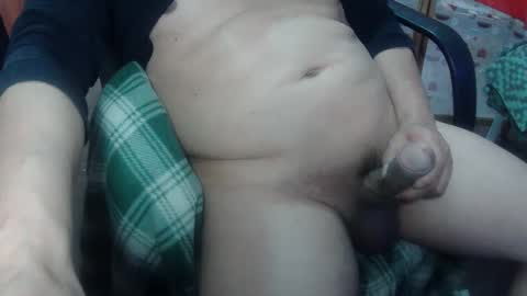 Snapshot of peterfantastic1 chatting on 09/29/25, 05:29 Pedrito online show from 09/29/25, 05:29