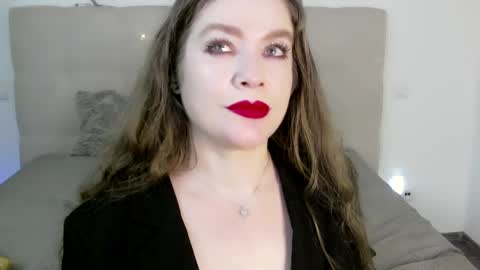 Peters Emily online show from 01/09/25, 08:33