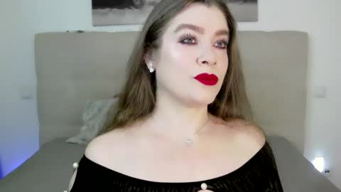 Peters Emily online show from 02/19/25, 02:34