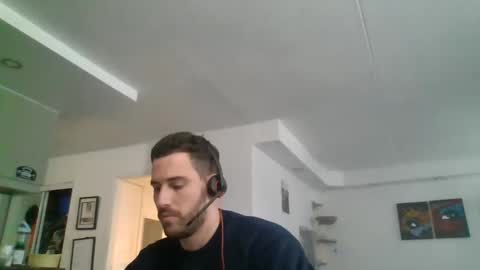 Snapshot of peterskinny24 chatting on 12/09/24, 06:46 ttps VF8L9ABFMref wl share online show from 12/09/24, 06:46