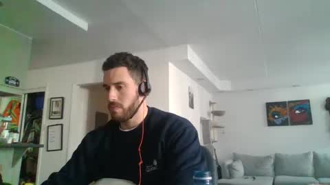 Snapshot of peterskinny24 chatting on 12/13/24, 06:38 ttps VF8L9ABFMref wl share online show from 12/13/24, 06:38