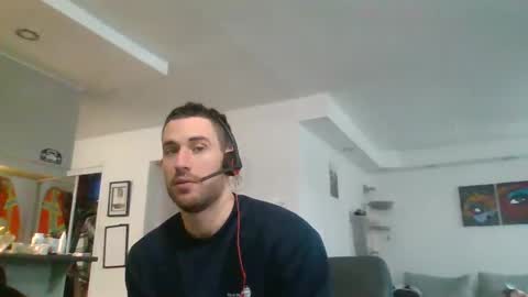 Snapshot of peterskinny24 chatting on 12/17/24, 03:49 ttps VF8L9ABFMref wl share online show from 12/17/24, 03:49