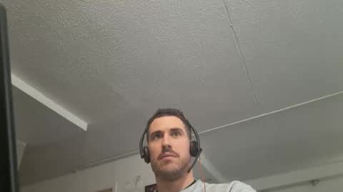 Snapshot of peterskinny24 chatting on 11/05/25, 06:52 ttps VF8L9ABFMref wl share online show from 11/05/25, 06:52