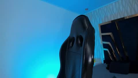 Snapshot of petesevans_1 chatting on 12/03/25, 11:25 PETES EVANS new account online show from 12/03/25, 11:25