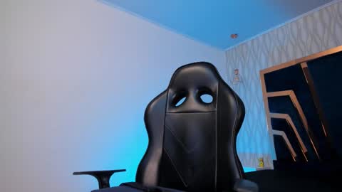 Snapshot of petesevans_1 chatting on 01/10/26, 11:20 PETES EVANS new account online show from 01/10/26, 11:20