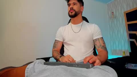 Snapshot of petesevans_1 chatting on 01/14/26, 11:31 PETES EVANS new account online show from 01/14/26, 11:31