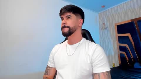 Snapshot of petesevans_1 chatting on 01/31/26, 11:25 PETES EVANS new account online show from 01/31/26, 11:25