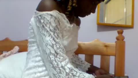 ariana online show from 03/28/26, 08:41