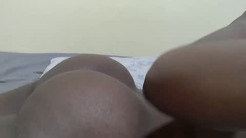 Snapshot of petite_bunni chatting on 06/22/26, 05:10 petite_bunni online show from 06/22/26, 05:10
