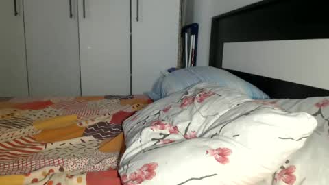 petite_danielle online show from 06/14/26, 06:59