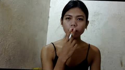 Snapshot of petite_jzee chatting on 06/24/26, 07:35 jzee online show from 06/24/26, 07:35