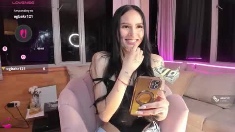 Linda online show from 09/18/25, 03:52