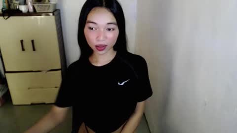 Snapshot of petite_mary69 chatting on 05/11/26, 02:45 petite_mary69 online show from 05/11/26, 02:45