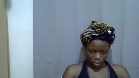 Snapshot of petite_melan chatting on 09/30/25, 03:33 petite_melan online show from 09/30/25, 03:33