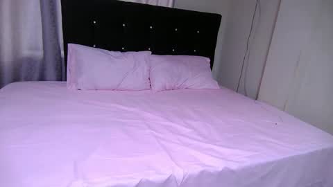 petite paola online show from 01/03/25, 06:46