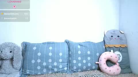 petite paola online show from 03/05/26, 03:08