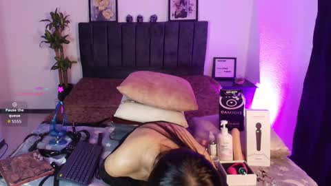 Snapshot of petite_pepper18 chatting on 05/30/26, 12:46 petite_pepper18 online show from 05/30/26, 12:46