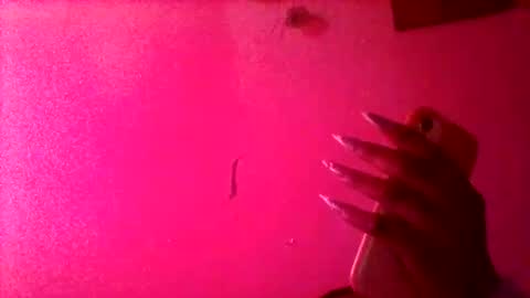 petite_princes online show from 06/02/26, 08:16
