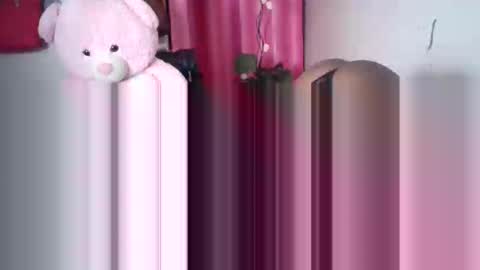 petite_princes online show from 06/06/26, 08:57