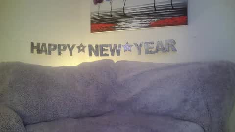 Snapshot of petite_treat_ chatting on 01/05/25, 06:46 petite treat online show from 01/05/25, 06:46