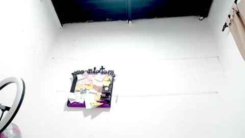 danna online show from 09/18/25, 06:48