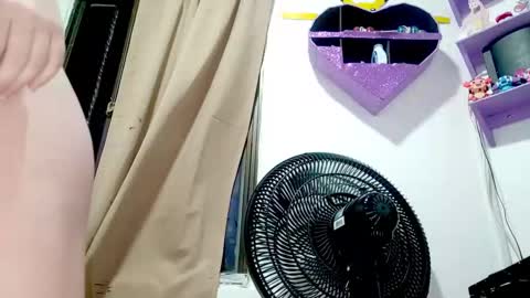 danna online show from 05/01/26, 05:56
