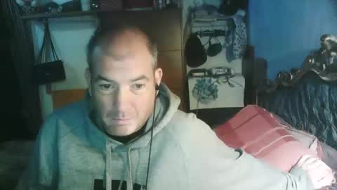 pets76 online show from 11/27/25, 06:54