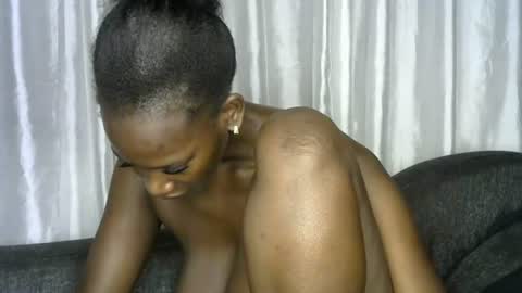 pettite_cora1 online show from 06/17/26, 04:52