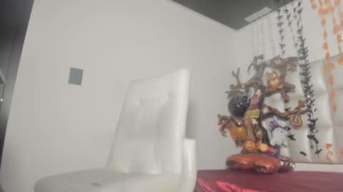 Snapshot of peyton_wat20 chatting on 10/20/25, 11:54 peyton_wat20 online show from 10/20/25, 11:54