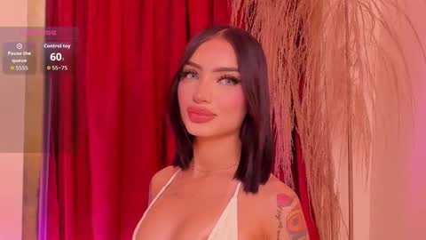 Snapshot of peytonreeds chatting on 11/15/25, 03:26 Pet Rees online show from 11/15/25, 03:26