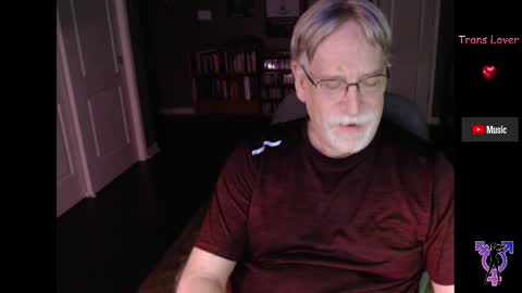 Snapshot of pghk2000 chatting on 02/09/25, 03:00 George online show from 02/09/25, 03:00