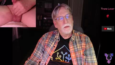 Snapshot of pghk2000 chatting on 02/19/25, 05:38 George online show from 02/19/25, 05:38