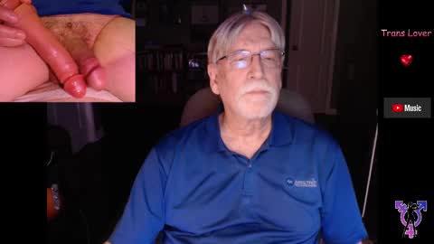 Snapshot of pghk2000 chatting on 09/30/25, 07:13 George online show from 09/30/25, 07:13