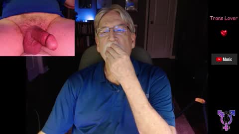 Snapshot of pghk2000 chatting on 10/29/25, 05:42 George online show from 10/29/25, 05:42