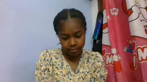 phania185885 online show from 06/15/26, 05:37