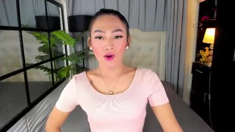 Snapshot of phenomenal_ivy chatting on 05/06/26, 02:29 phenomenal_ivy online show from 05/06/26, 02:29