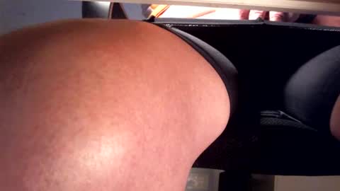 Snapshot of phil1024 chatting on 12/21/25, 08:54 Phil online show from 12/21/25, 08:54