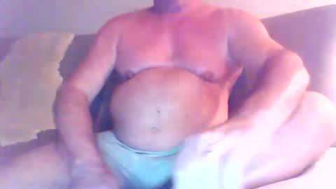 Snapshot of phil279 chatting on 06/08/26, 09:48 Phil online show from 06/08/26, 09:48