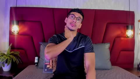 Milo online show from 05/06/26, 11:37