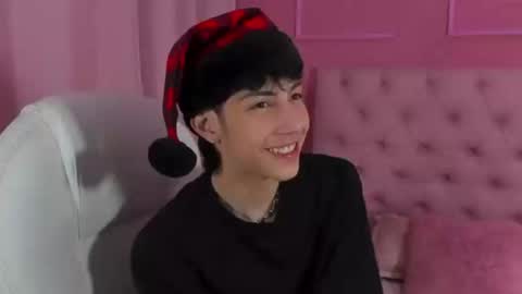 Phil.   INDEPENDENT MODEL online show from 03/11/26, 03:56