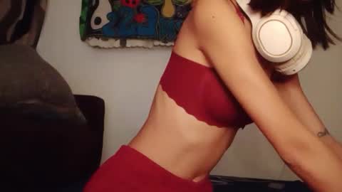 Snapshot of philippinas_white_man chatting on 09/14/25, 05:56 Online at weekends Friday to Sunday online show from 09/14/25, 05:56