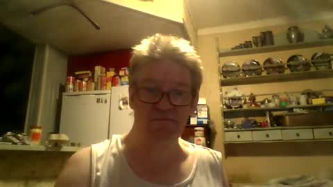 Snapshot of phillboys chatting on 01/17/26, 05:16 phillboys online show from 01/17/26, 05:16