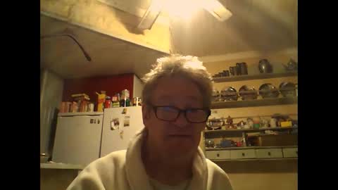 Snapshot of phillboys chatting on 02/08/26, 06:28 phillboys online show from 02/08/26, 06:28