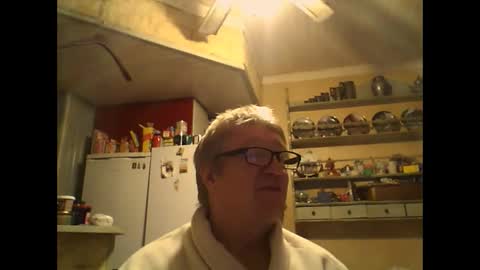 Snapshot of phillboys chatting on 02/11/26, 10:48 phillboys online show from 02/11/26, 10:48