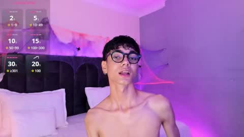 Phillip online show from 10/30/25, 11:49