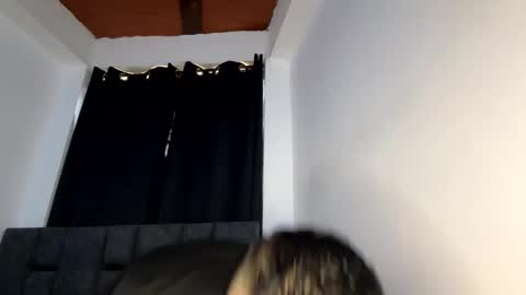 PHILLIP online show from 10/19/25, 02:07