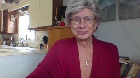 Snapshot of phillipa1023 chatting on 02/02/25, 04:00 phillipa online show from 02/02/25, 04:00