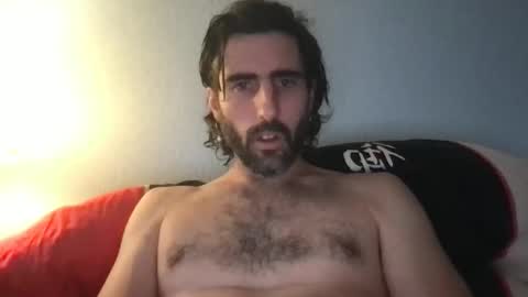 Snapshot of philllaroche chatting on 10/31/25, 01:56 Phill online show from 10/31/25, 01:56